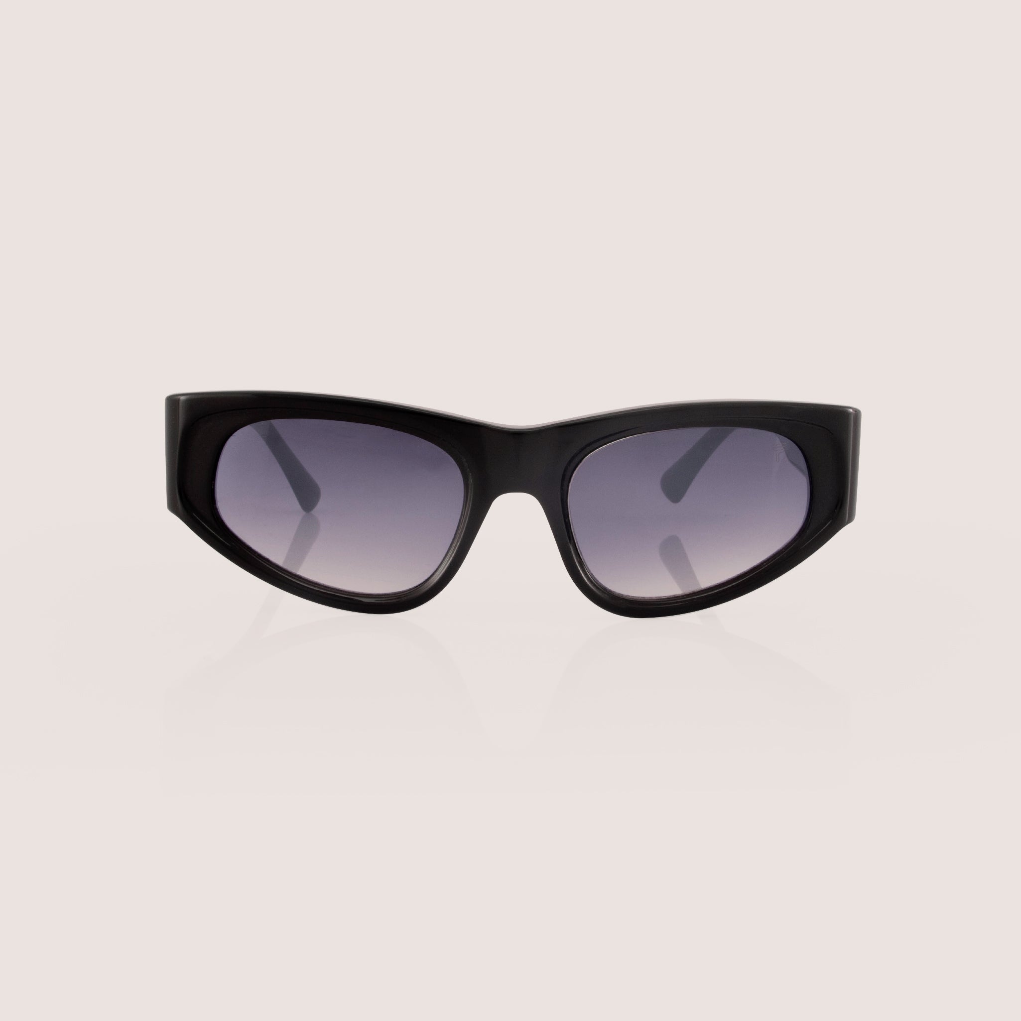 Gafas urbanas en Medellín y Colombia. Diseños exclusivos, sostenibles y en tendencia. Compra FENTO y mira más allá.
gafas Medellín, gafas Colombia, gafas urbanas, gafas streetwear, gafas de moda, gafas ensambladas en Colombia