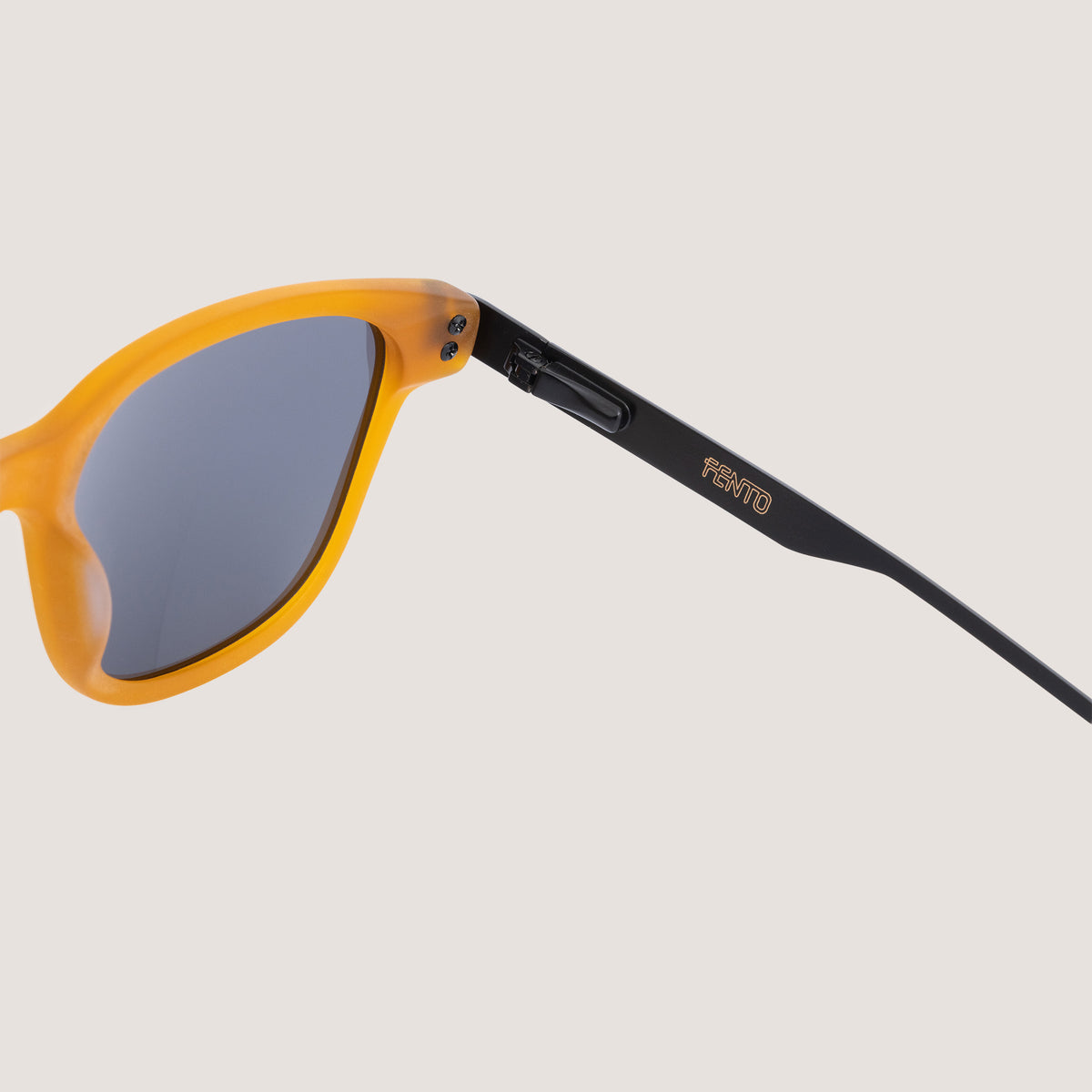 Specta Sunglasses - Honey