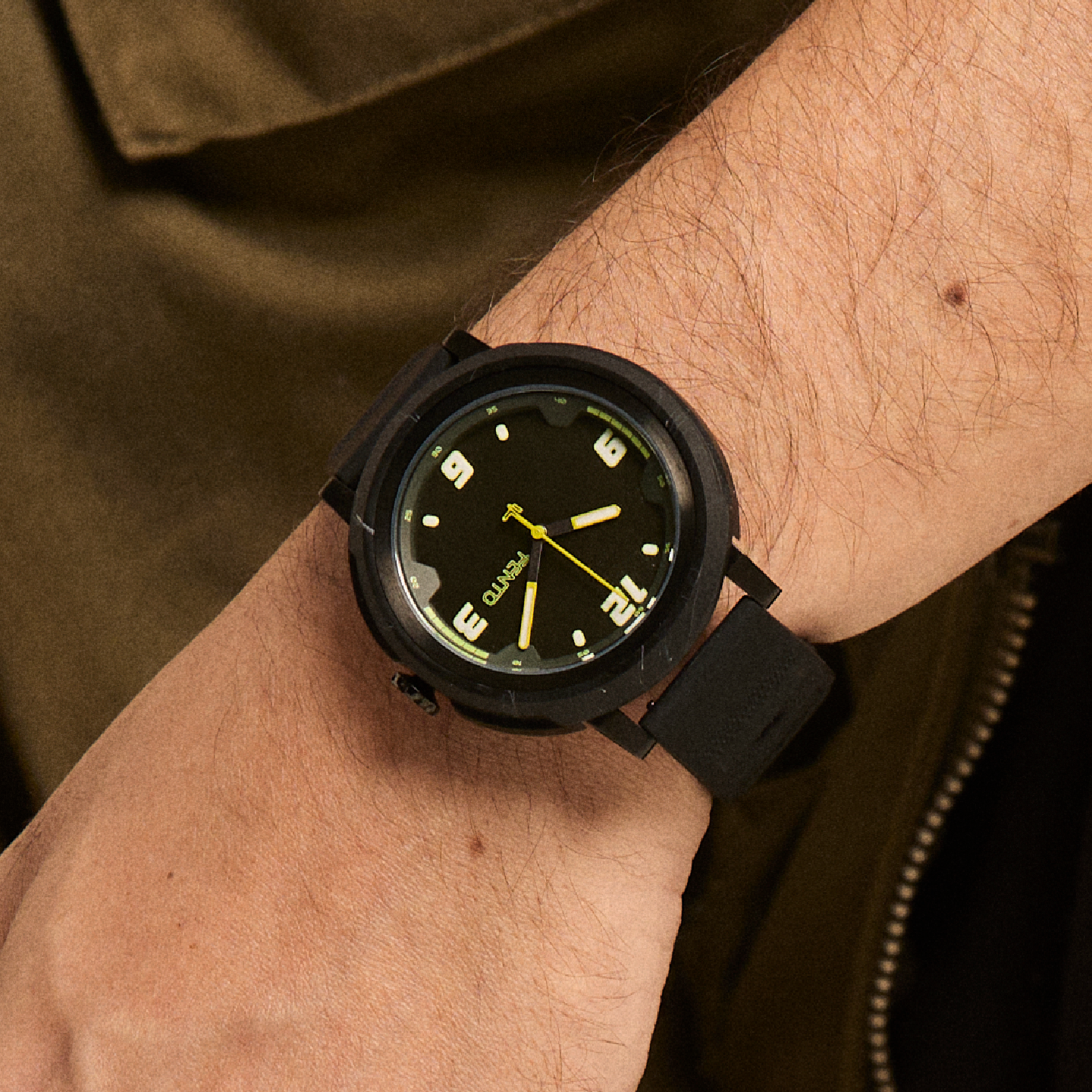 Reloj negro de silicón y resina Bolt – estilo deportivo