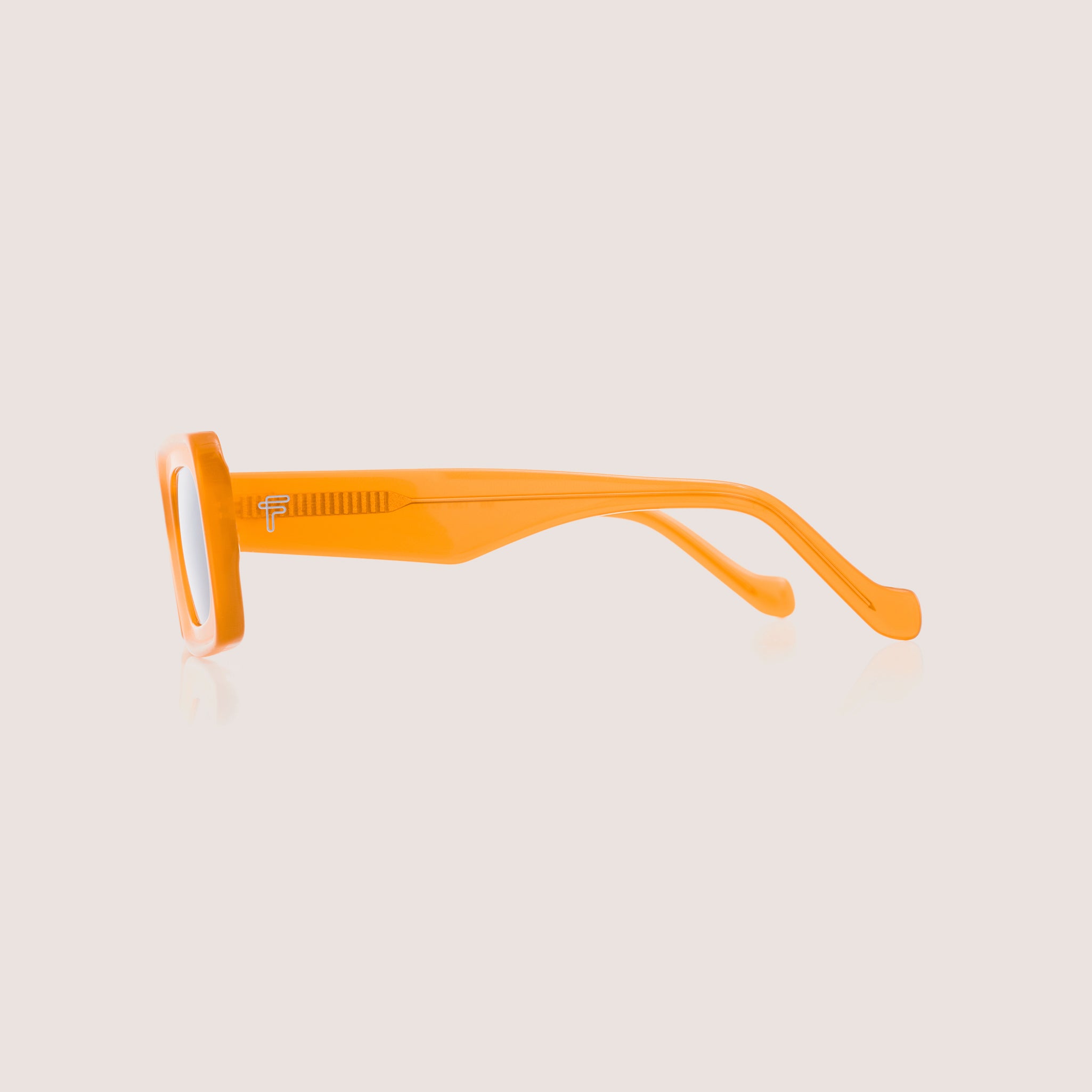 Gafas urbanas en Medellín y Colombia. Diseños exclusivos, sostenibles y en tendencia. Compra FENTO y mira más allá.
gafas Medellín, gafas Colombia, gafas urbanas, gafas streetwear, gafas de moda, gafas ensambladas en Colombia