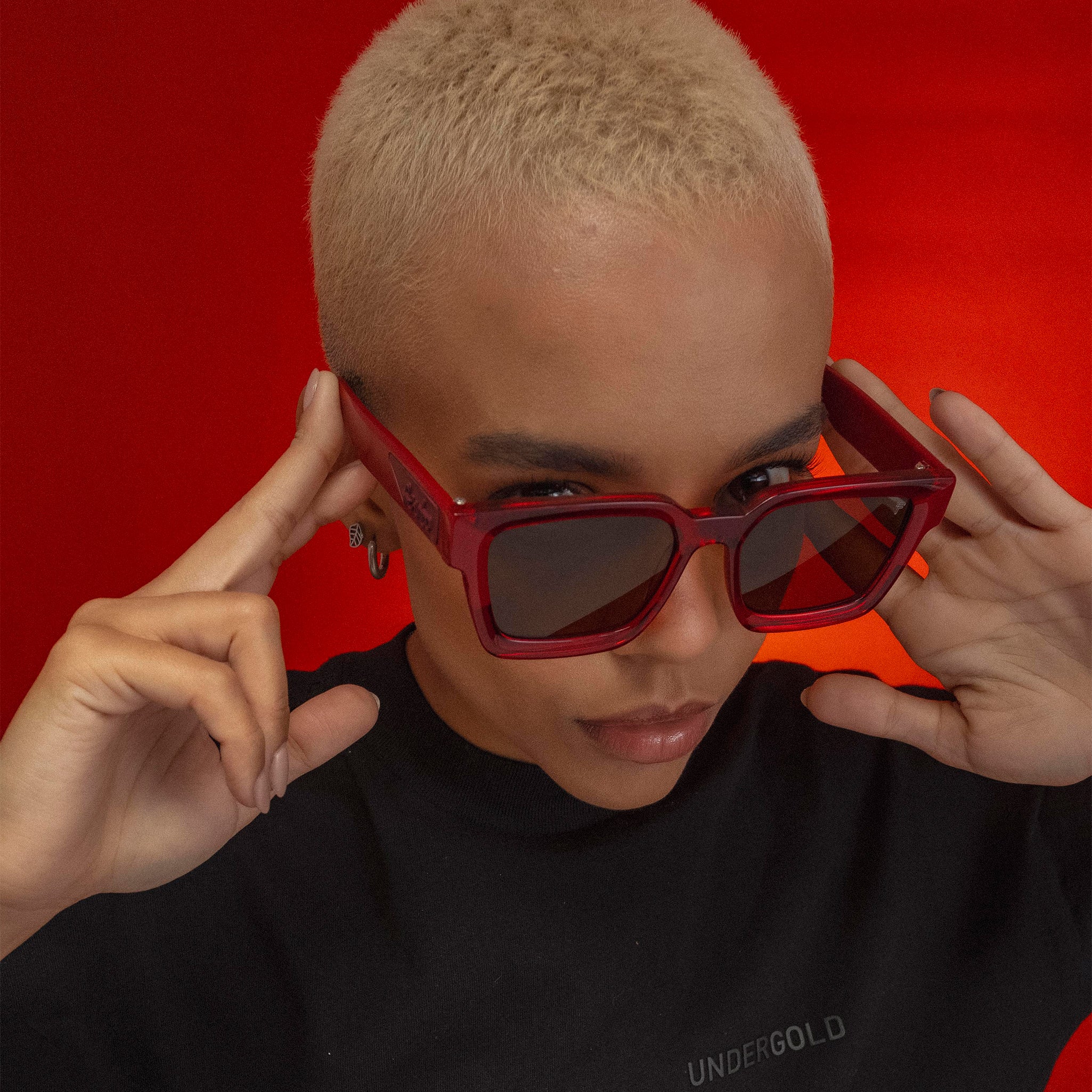 Lentes Fento New Bilbao – estilo moderno en acetato rojo vibrante