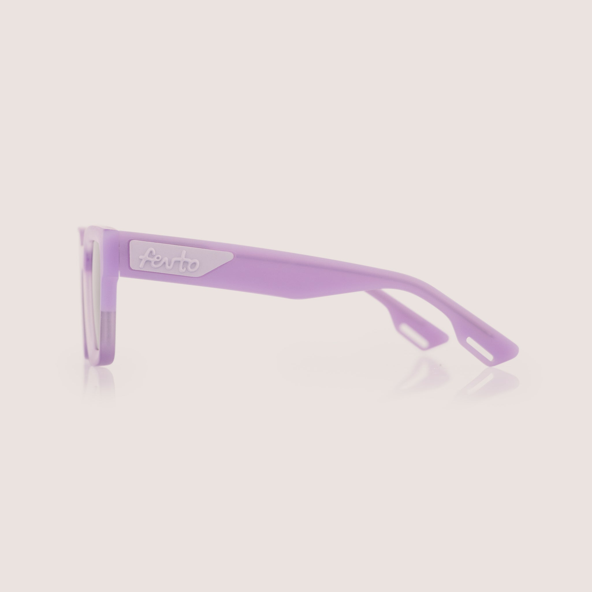 Gafas urbanas en Medellín y Colombia. Diseños exclusivos, sostenibles y en tendencia. Compra FENTO y mira más allá.
gafas Medellín, gafas Colombia, gafas urbanas, gafas streetwear, gafas de moda, gafas ensambladas en Colombia