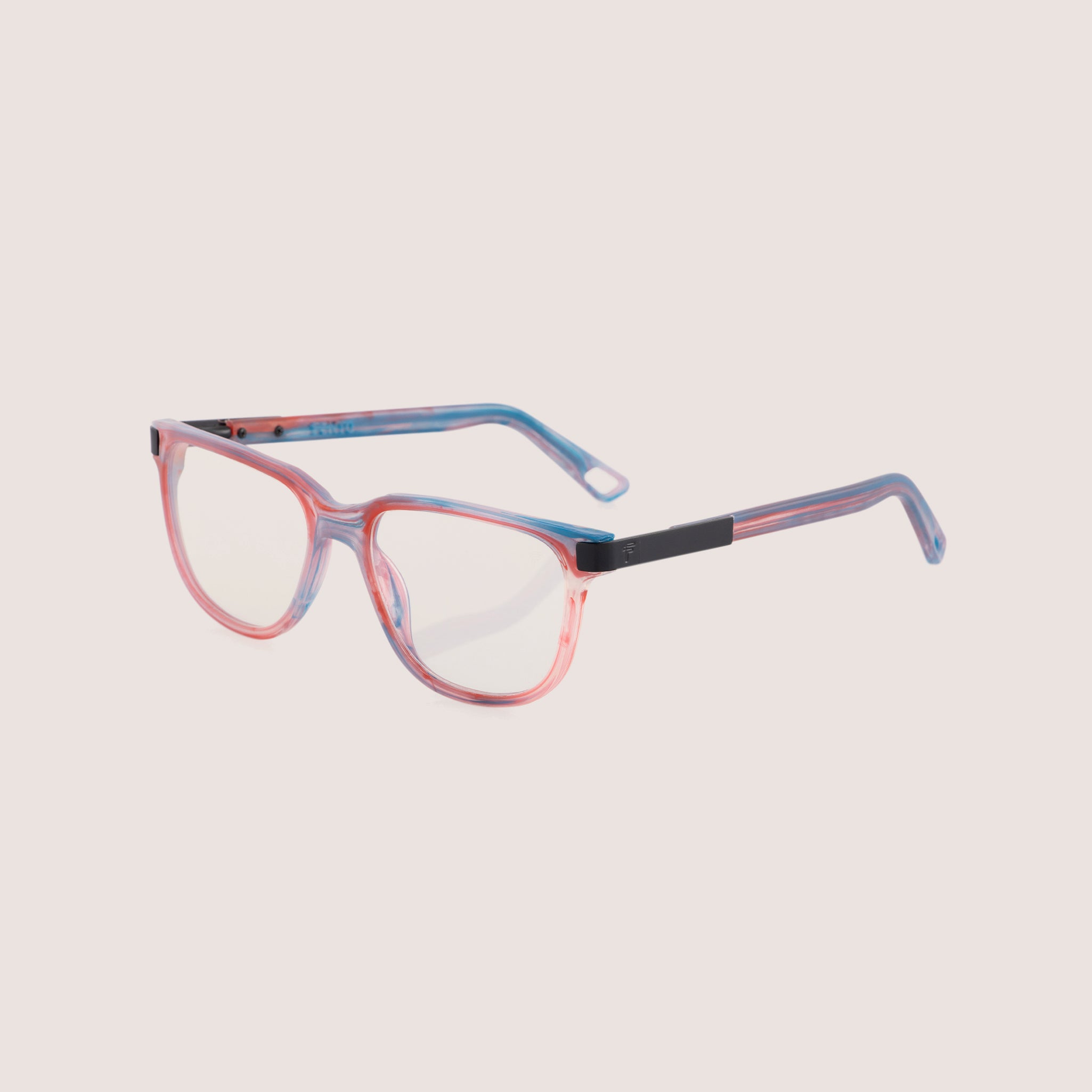 Gafas urbanas en Medellín y Colombia. Diseños exclusivos, sostenibles y en tendencia. Compra FENTO y mira más allá.
gafas Medellín, gafas Colombia, gafas urbanas, gafas streetwear, gafas de moda, gafas ensambladas en Colombia