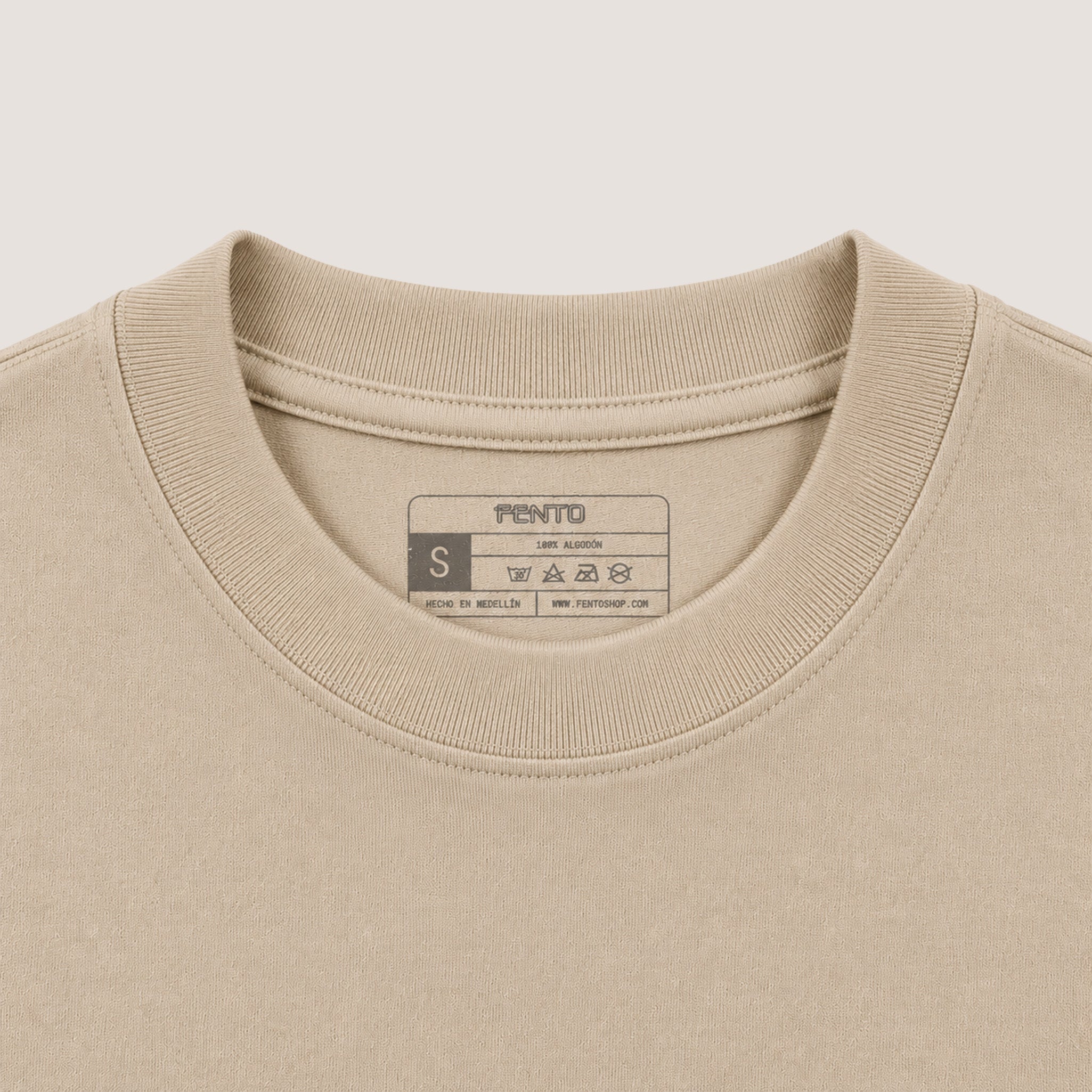 Camiseta semi oversize Beige