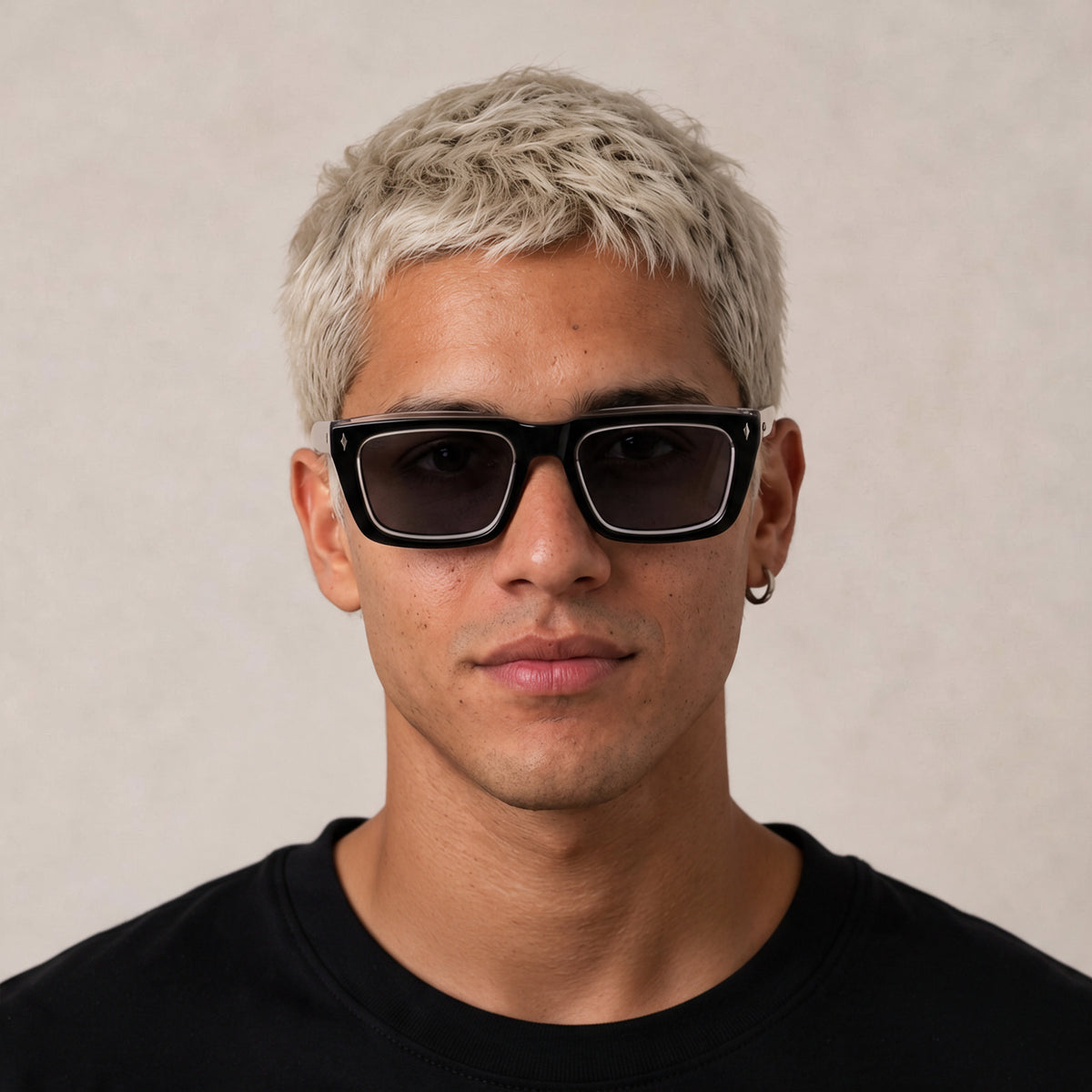 Tom Sunglasses - Black T