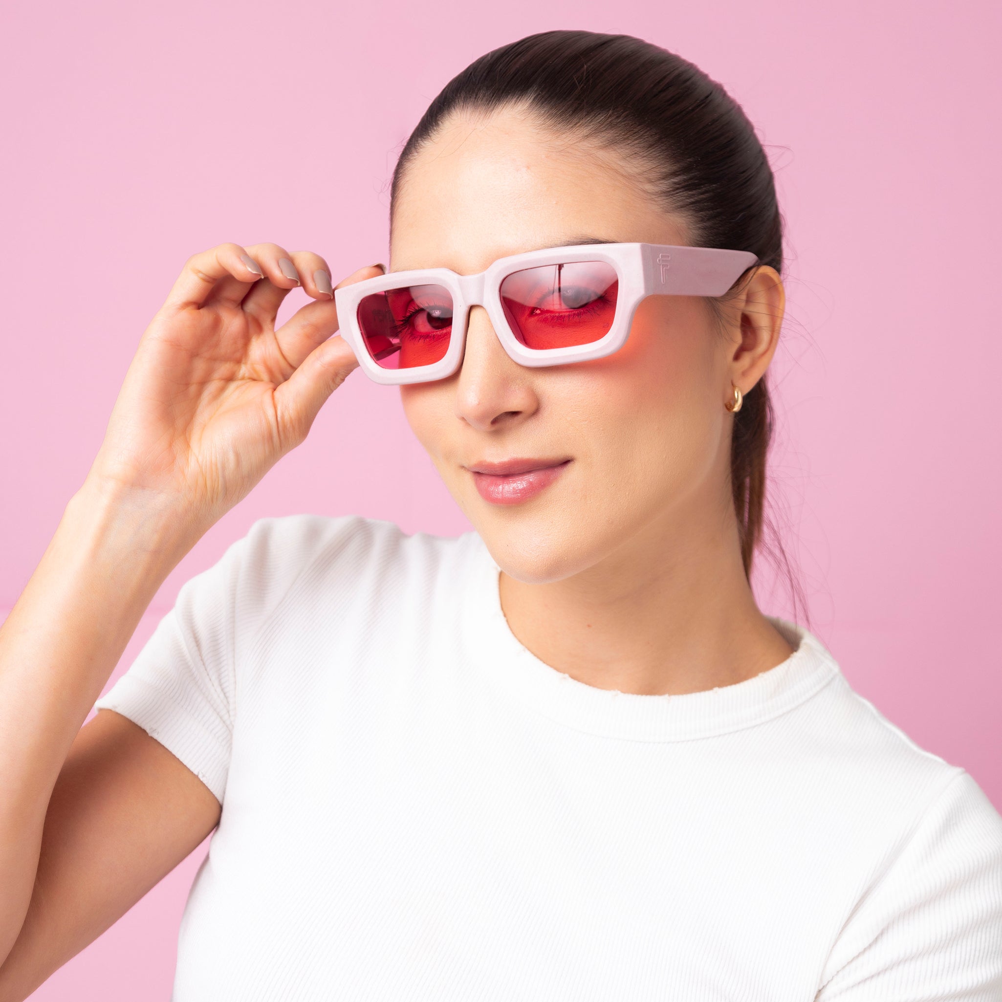 Lentes Go Milk Strawberry – gafas de sol sostenibles hechas con material reciclado Tetra Pak

