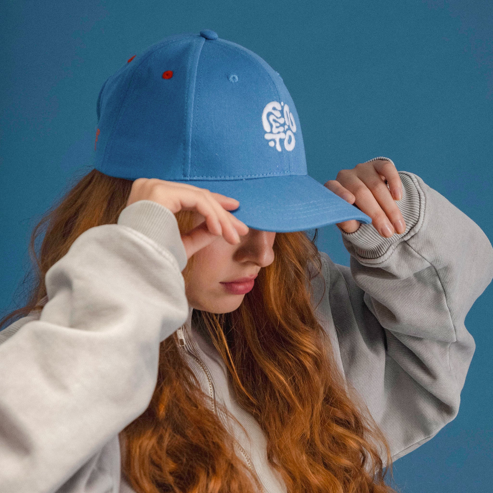 Gorra de béisbol azul índigo Groovy – diseño moderno y fresco