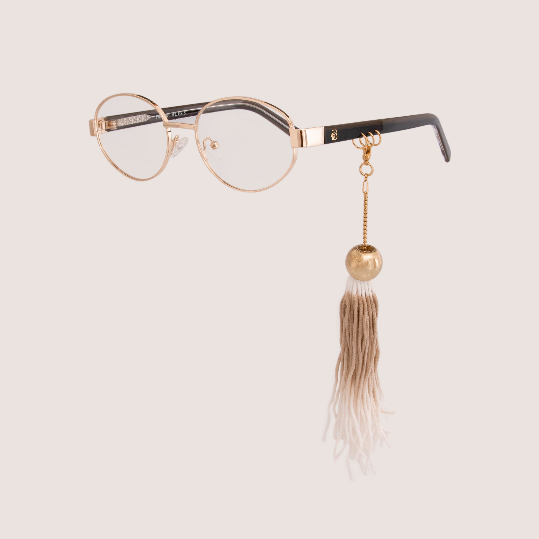 Gafas urbanas en Medellín y Colombia. Diseños exclusivos, sostenibles y en tendencia. Compra FENTO y mira más allá.

gafas Medellín, gafas Colombia, gafas urbanas, gafas streetwear, gafas de moda, gafas ensambladas en Colombia