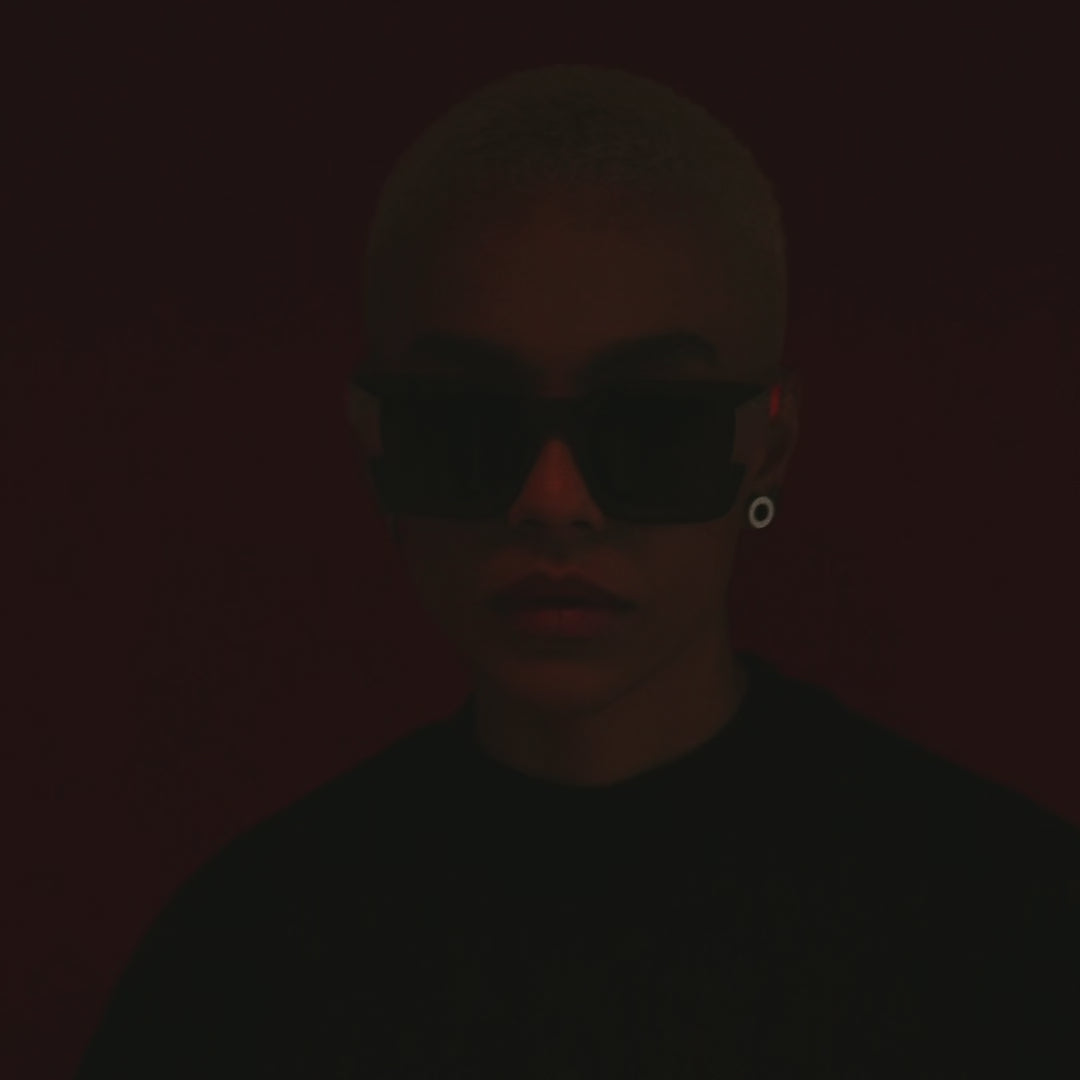 Gafas urbanas en Medellín y Colombia. Diseños exclusivos, sostenibles y en tendencia. Compra FENTO y mira más allá.

gafas Medellín, gafas Colombia, gafas urbanas, gafas streetwear, gafas de moda, gafas ensambladas en Colombia